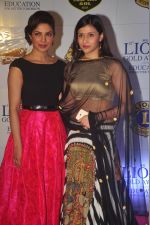 Priyanka Chopra, Mannara  at the 21st Lions Gold Awards 2015 in Mumbai on 6th Jan 2015